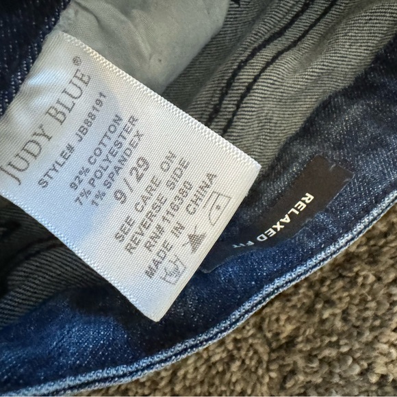Judy Blue Womens Jeans Blue Size 29 Relaxed Fit Raw Hem - Picture 4 of 7